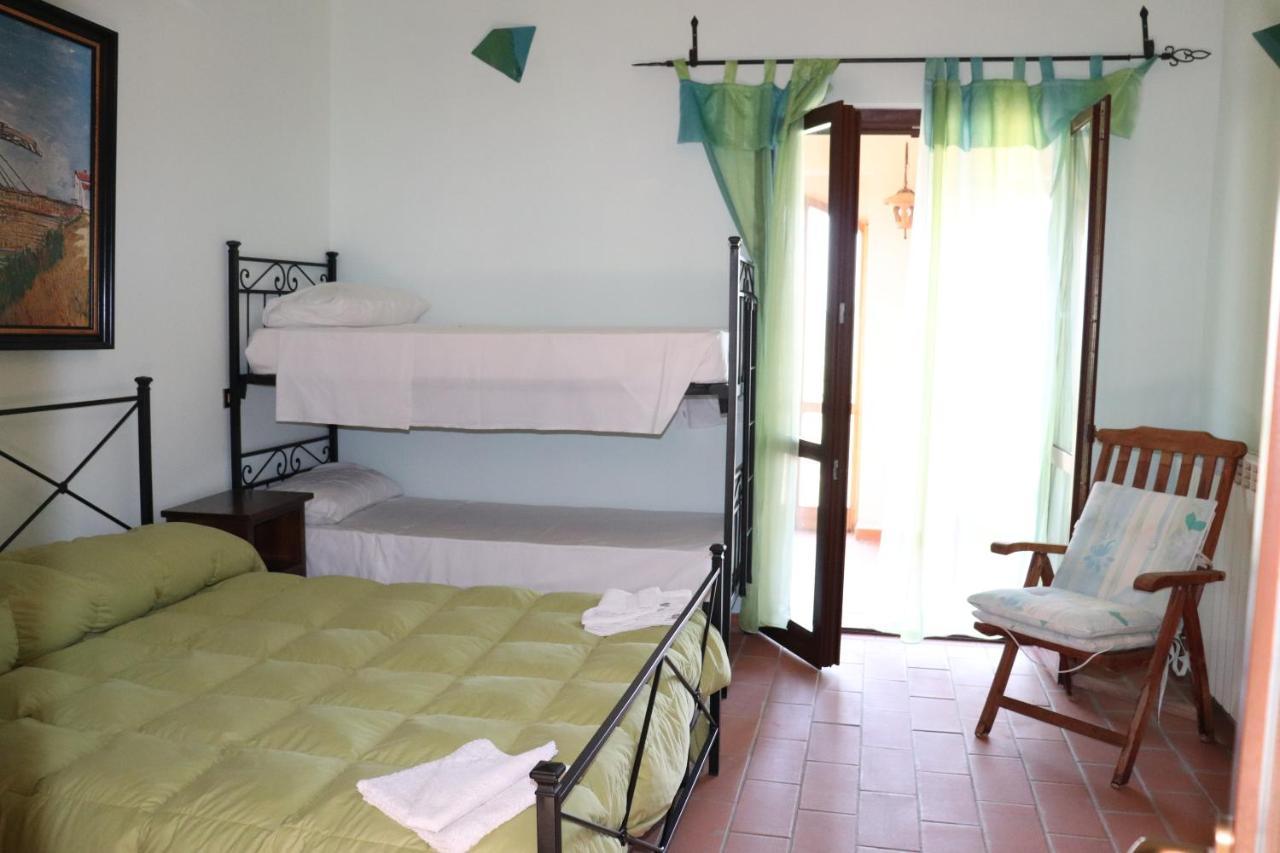 B&B Casale Roshlee Gualdo Cattaneo Екстериор снимка