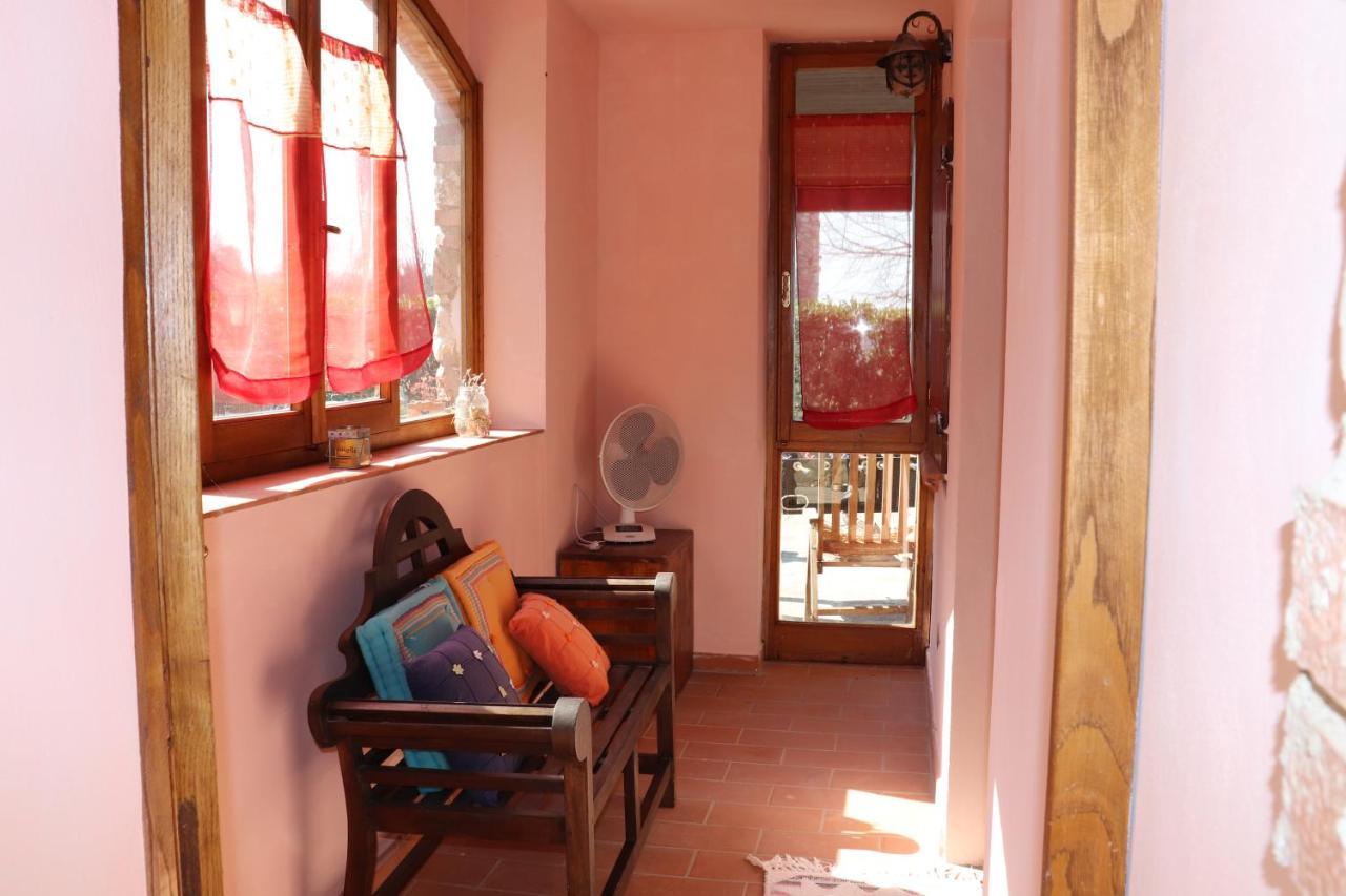 B&B Casale Roshlee Gualdo Cattaneo Екстериор снимка