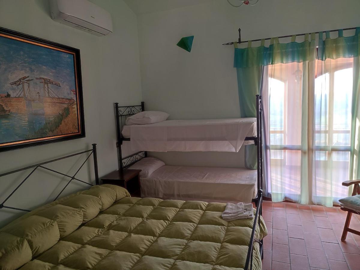B&B Casale Roshlee Gualdo Cattaneo Екстериор снимка